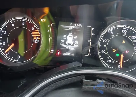 2019 Jeep Cherokee Latitude Fwd from USA, damaged, VIN 1C4PJLCB1KD365650